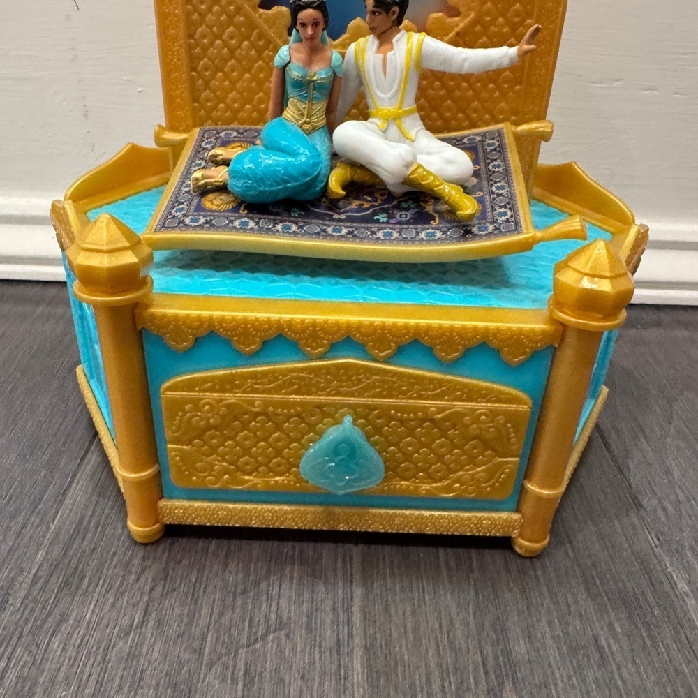 Disney Aladdin and Jasmine Musical Jewelry Box - Gold and Blue Kids Girls - Picture 4 of 7